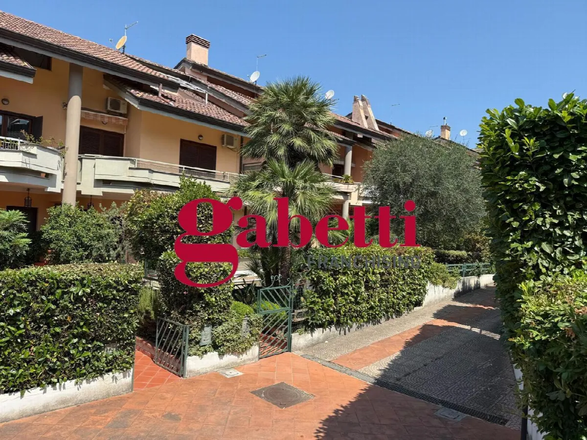 Villetta a schiera in vendita a Caserta - foto 4