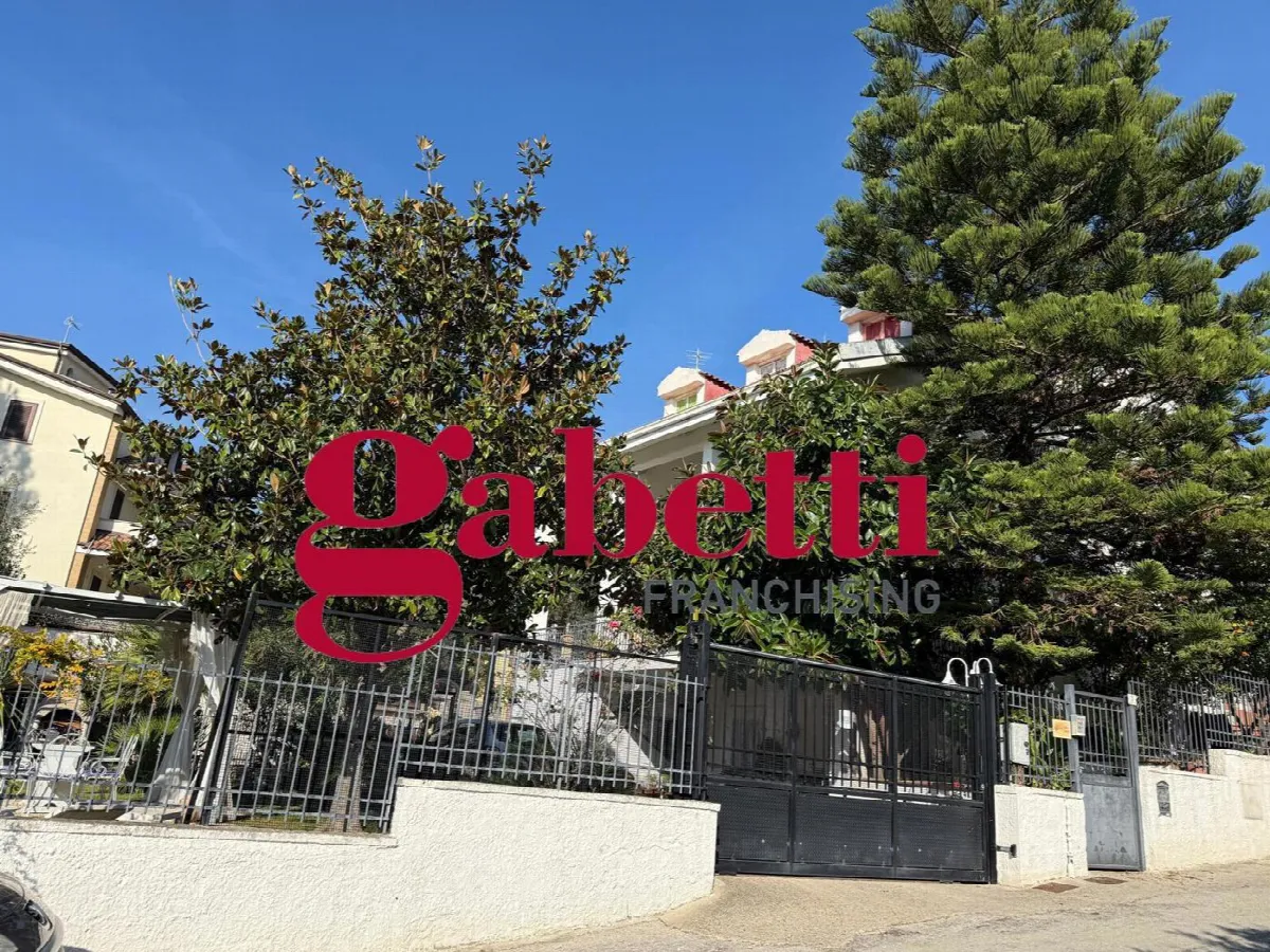 Villa in vendita a Caserta - foto 2