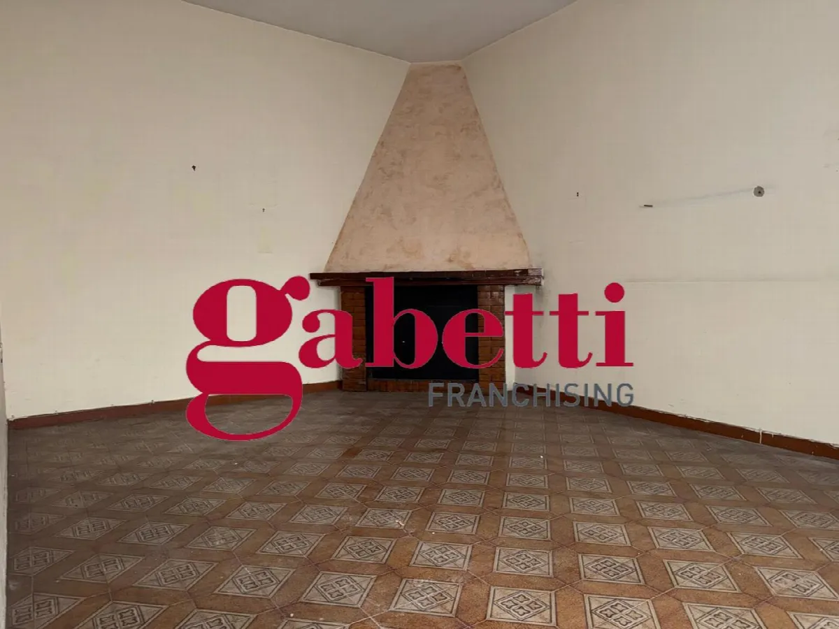 Casa indipendente in vendita a San Nicola la Strada - foto 4