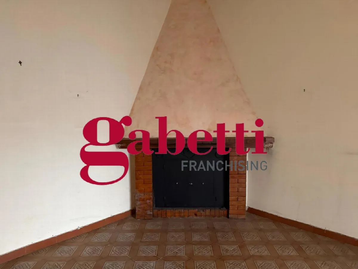 Casa indipendente in vendita a San Nicola la Strada - foto 6