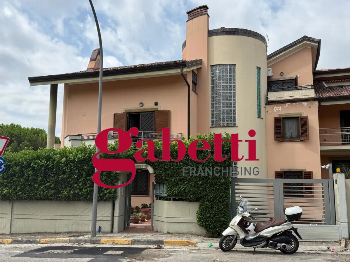Villetta a schiera in vendita a Caserta - foto 1
