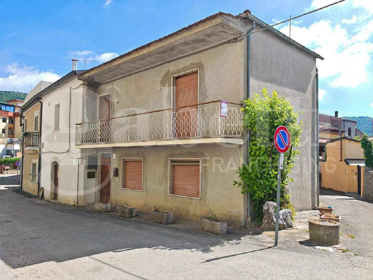 Casa indipendente in vendita a Pozzilli - foto 1