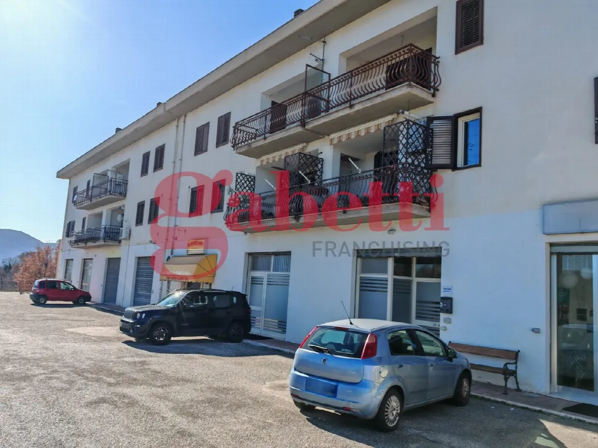 Appartamento in vendita a Montaquila - foto 1