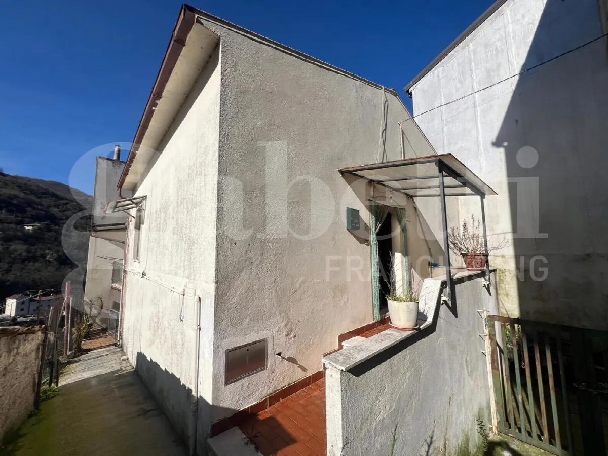 Casa indipendente in vendita a Montaquila - foto 10