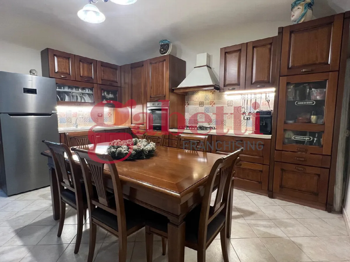 Casa indipendente in vendita a Pozzilli - foto 2