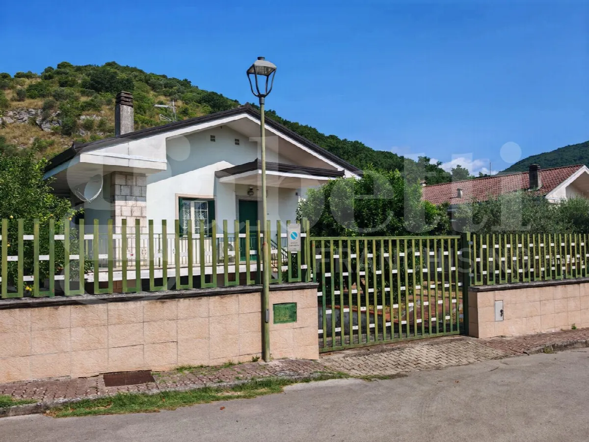 Casa indipendente in vendita a Pozzilli - foto 2