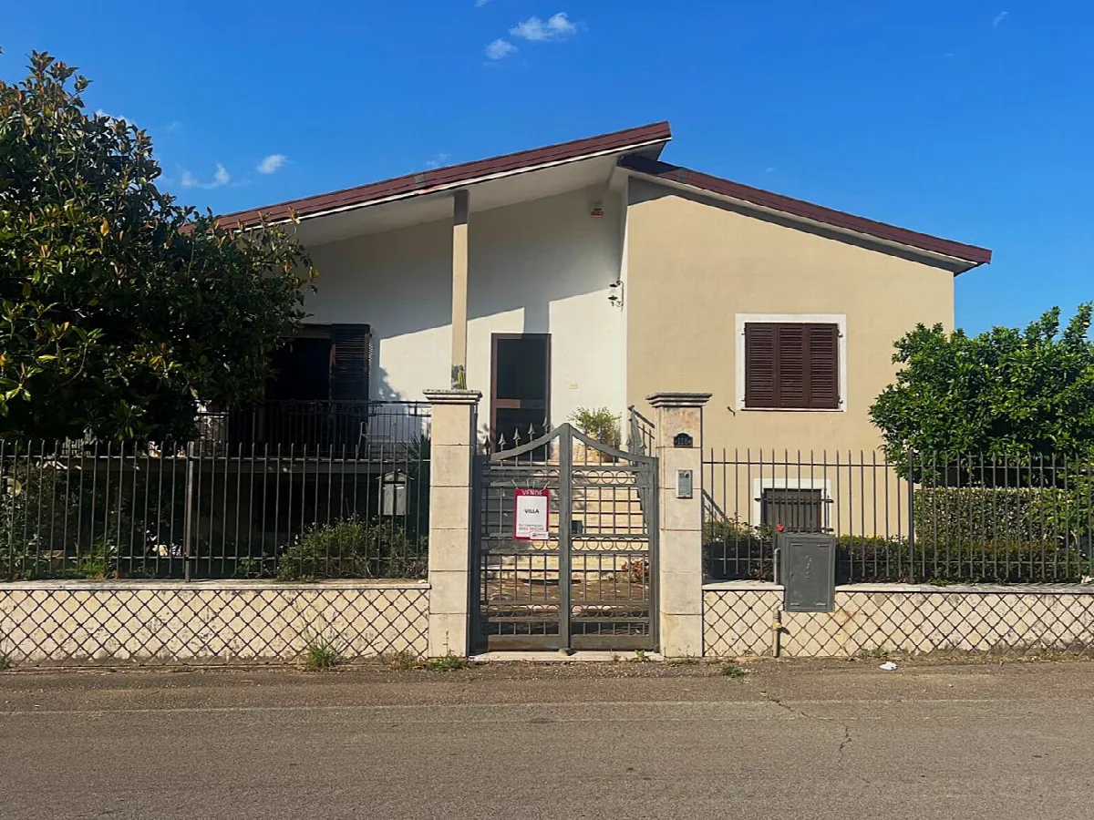 Casa indipendente in vendita a Sesto Campano - foto 2