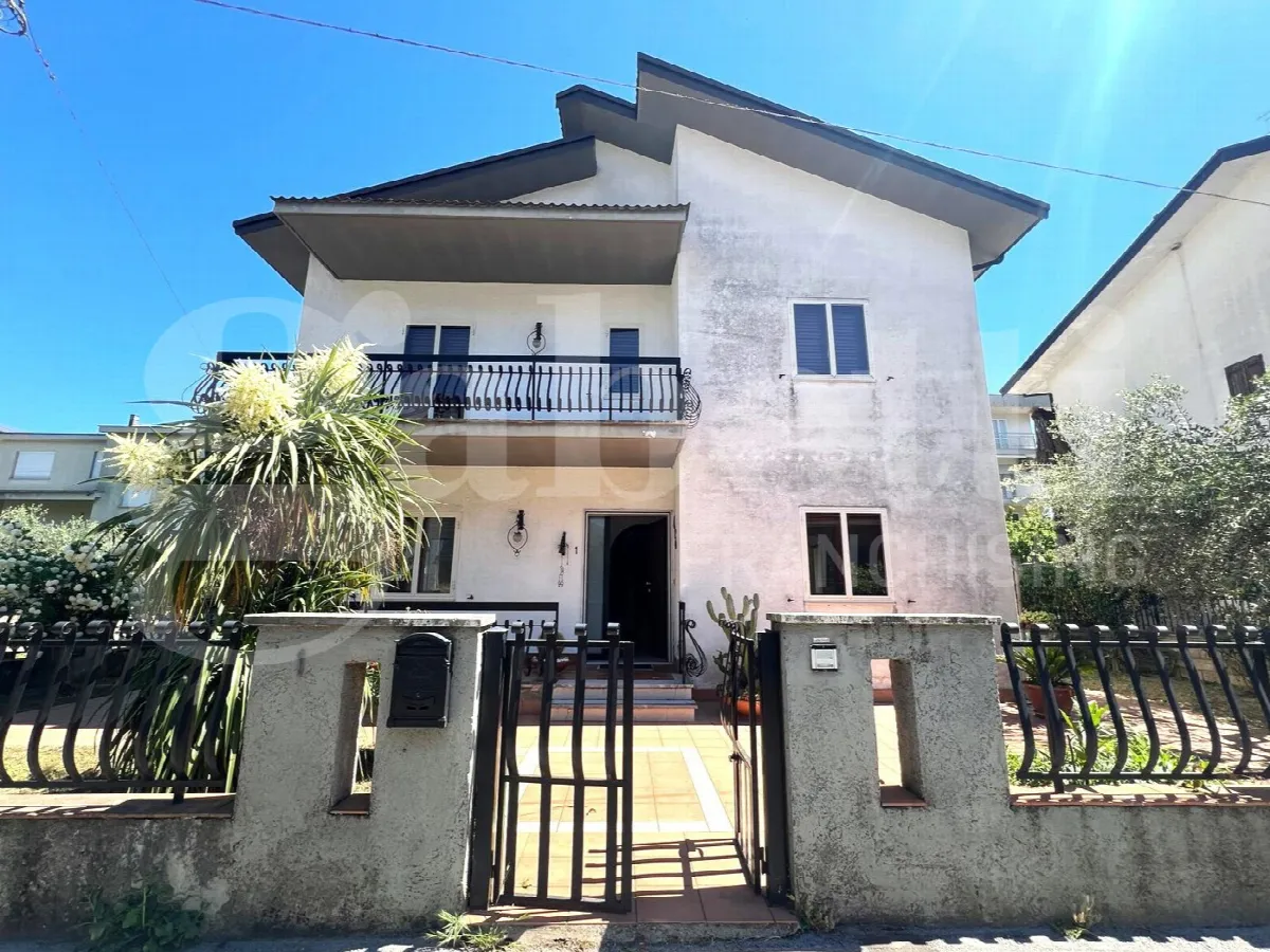 Villa in vendita a Venafro - foto 1