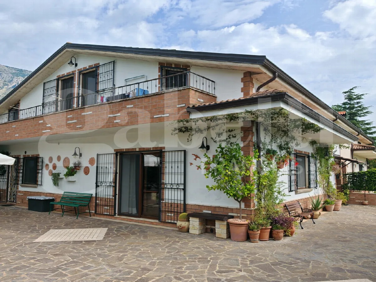 Casa bifamiliare in vendita a Venafro - foto 2