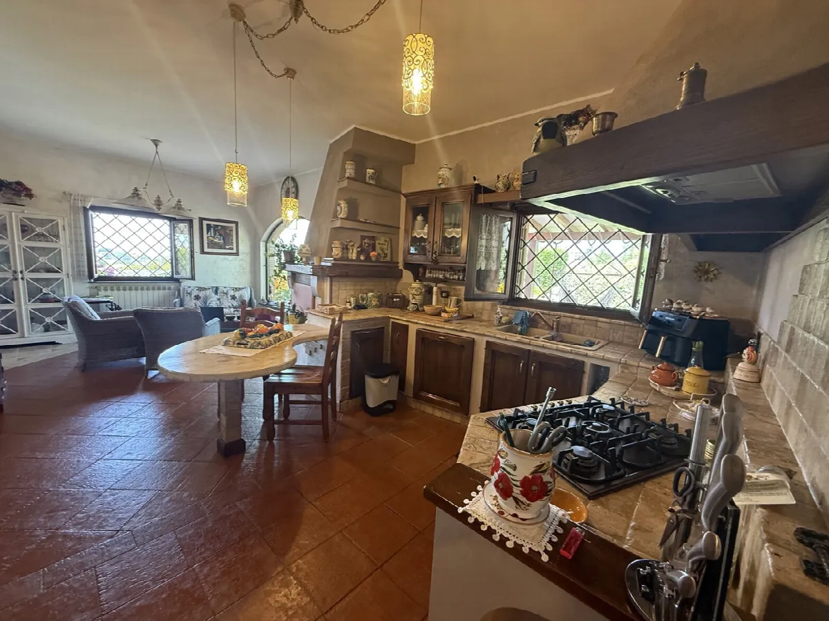 Villa in vendita a Castelnuovo di Porto - foto 7
