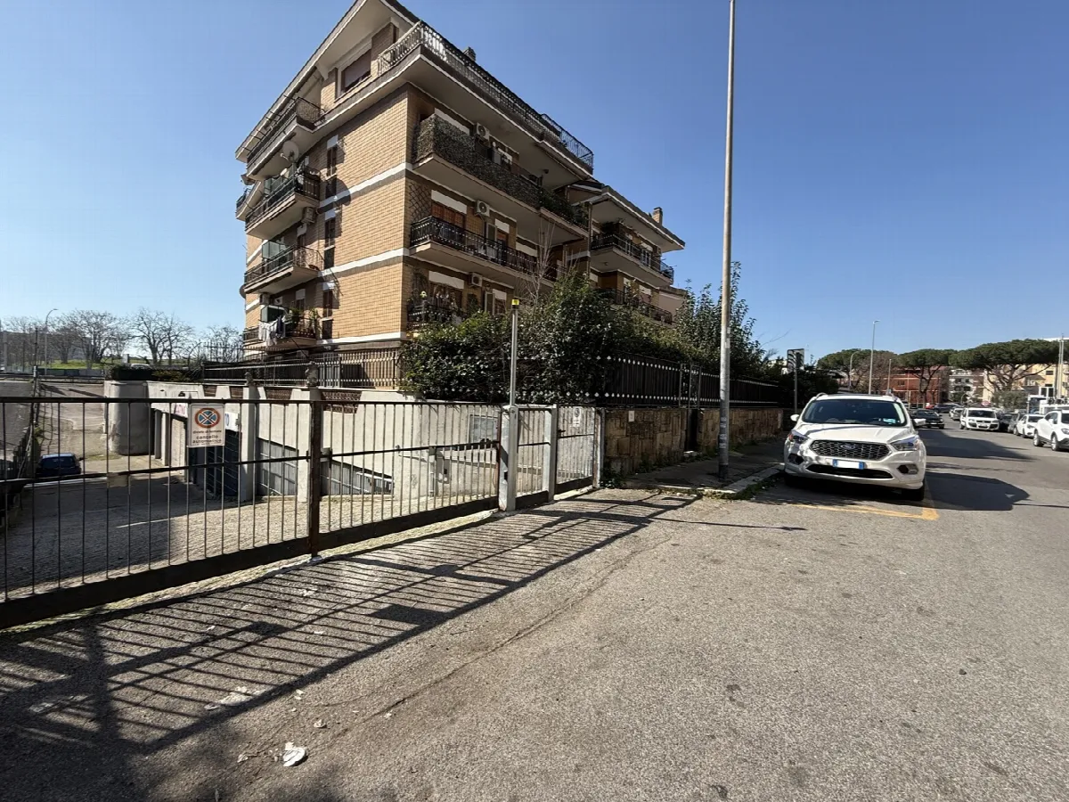 Appartamento in vendita a Roma - foto 1