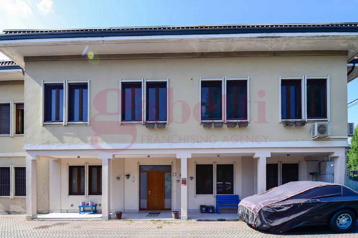 Casa indipendente in vendita a Arosio - foto 2