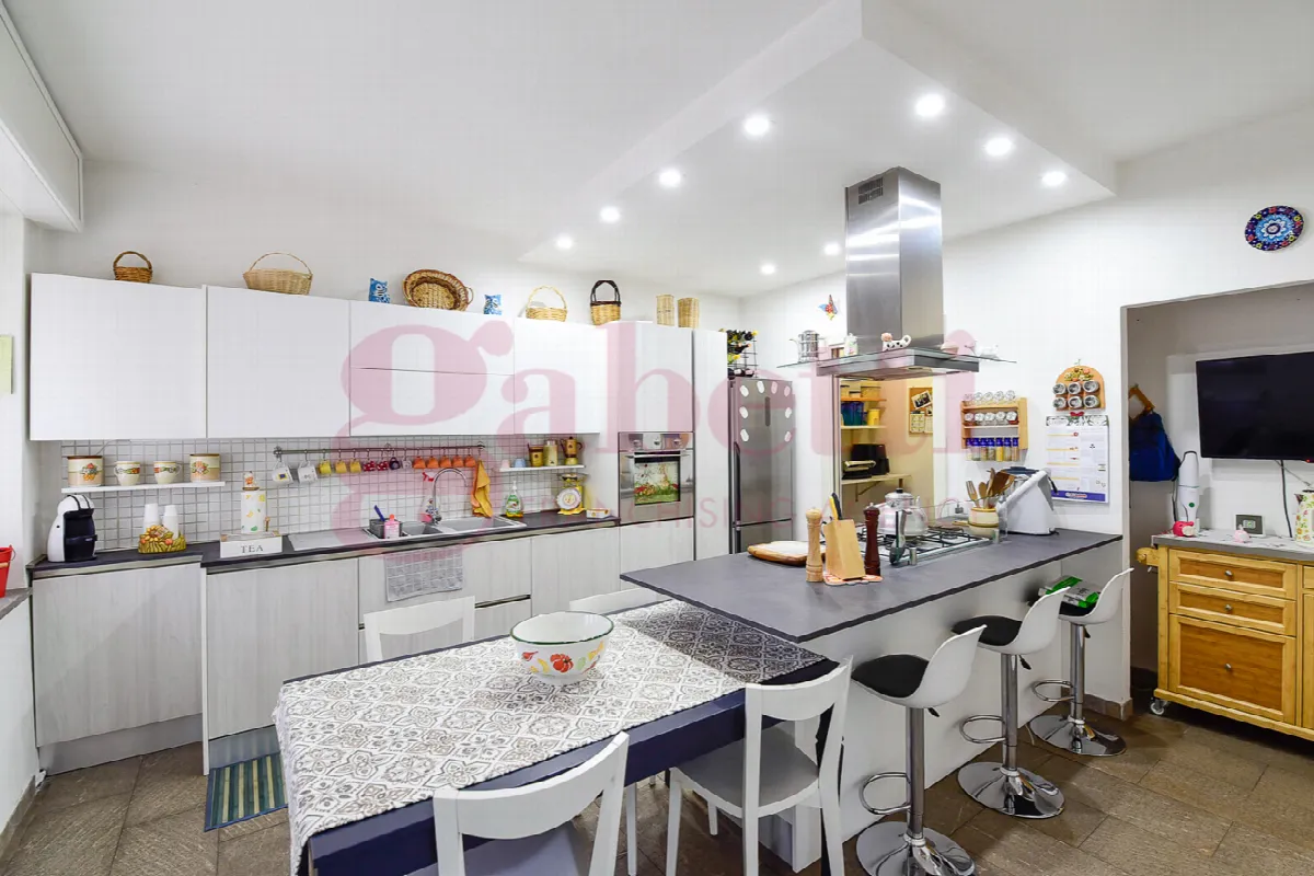 Casa indipendente in vendita a Arosio - foto 9
