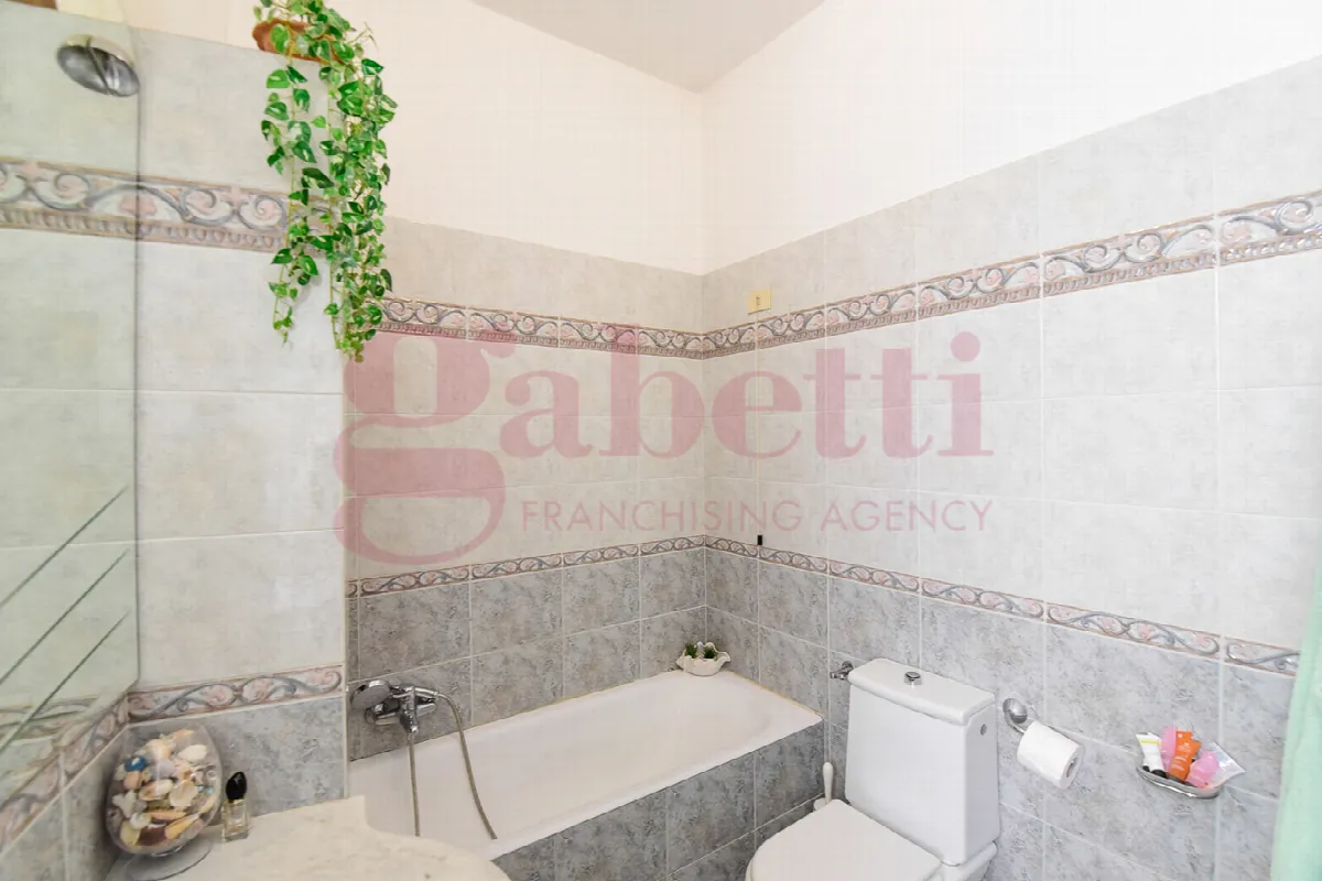 Appartamento in vendita a Carugo - foto 10