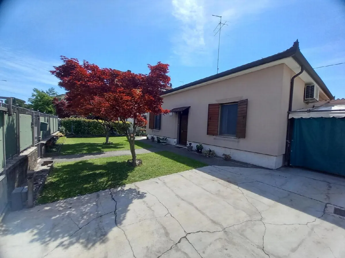 Casa indipendente in vendita a Verona - foto 1