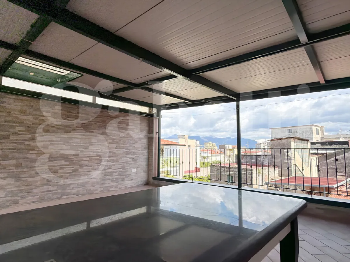 Casa indipendente in vendita a Angri - foto 1