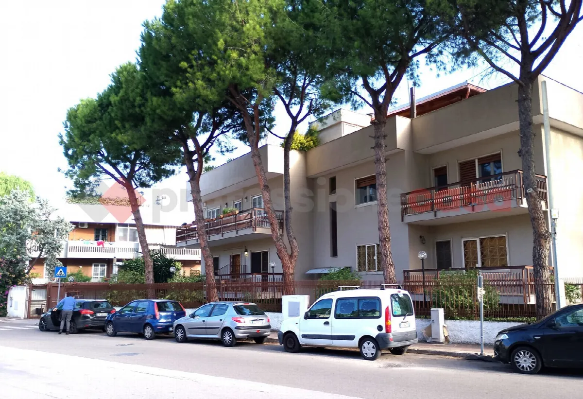 Casa bifamiliare in vendita a Bari - foto 1