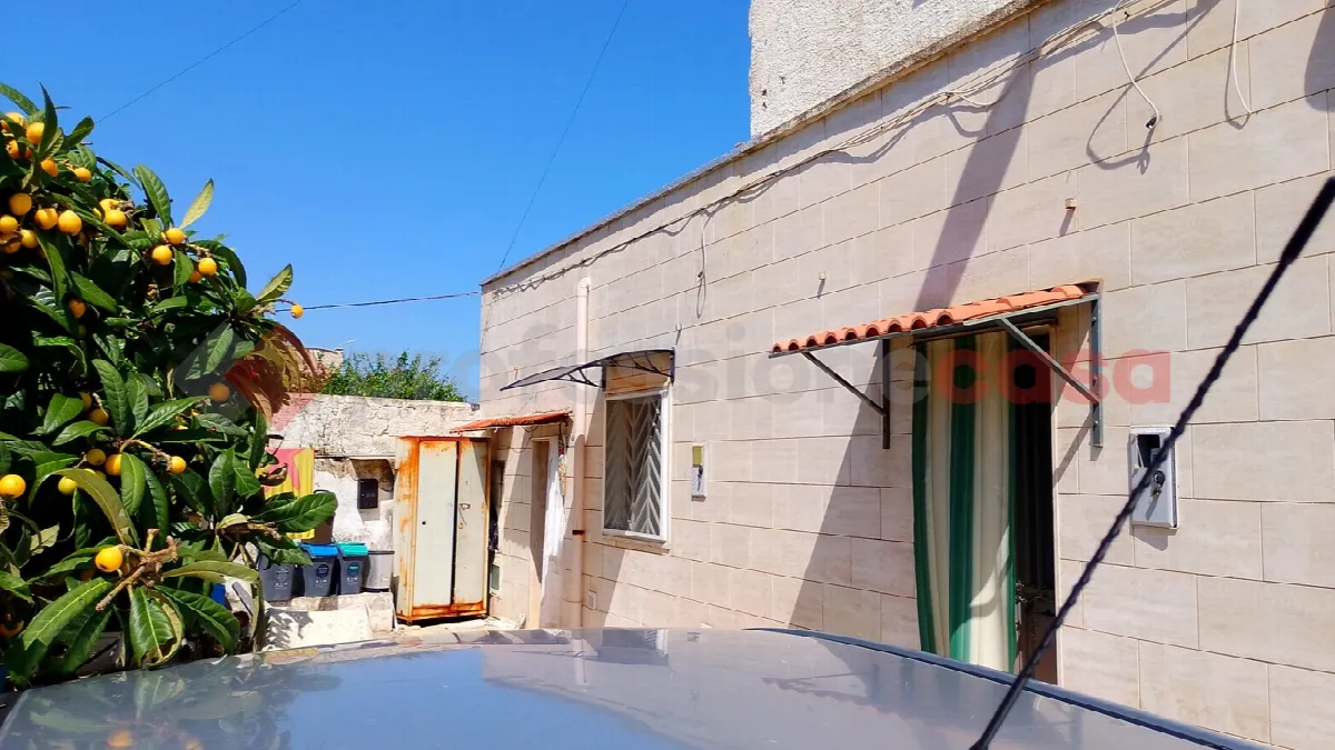 Casa indipendente in vendita a Bari - foto 9
