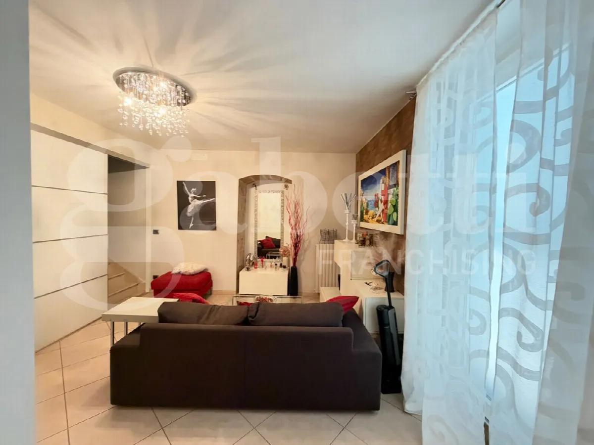 Casa indipendente in vendita a Bari - foto 8