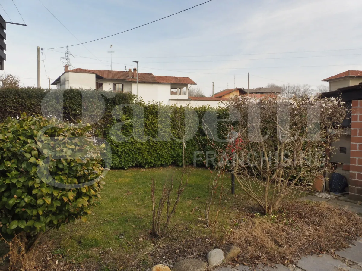 Casa indipendente in vendita a Cossato - foto 7