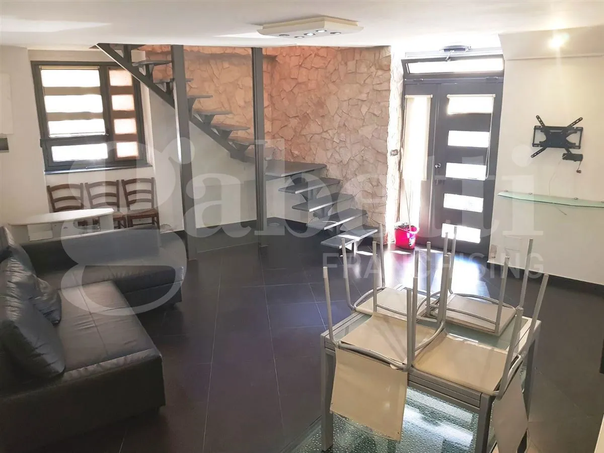 Casa indipendente in vendita a Catania - foto 1