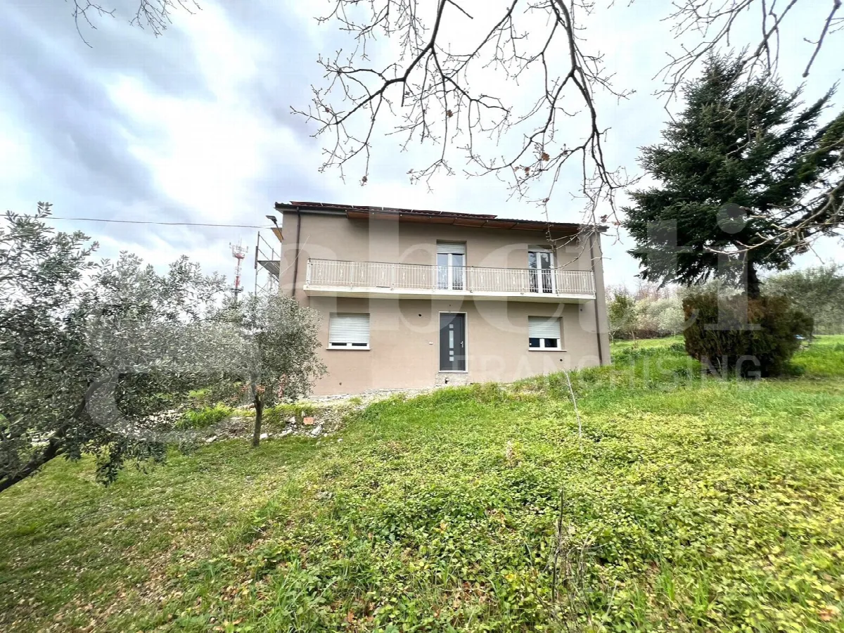 Villa in vendita a Isernia - foto 1