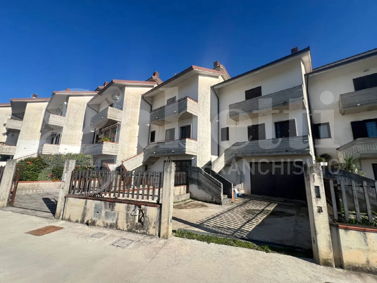 Villetta a schiera in vendita a Sant'Agapito - foto 1