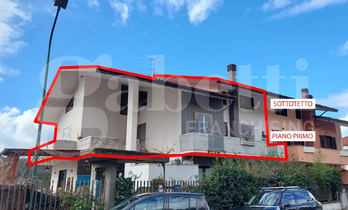 Casa bifamiliare in vendita a Pesche - foto 1