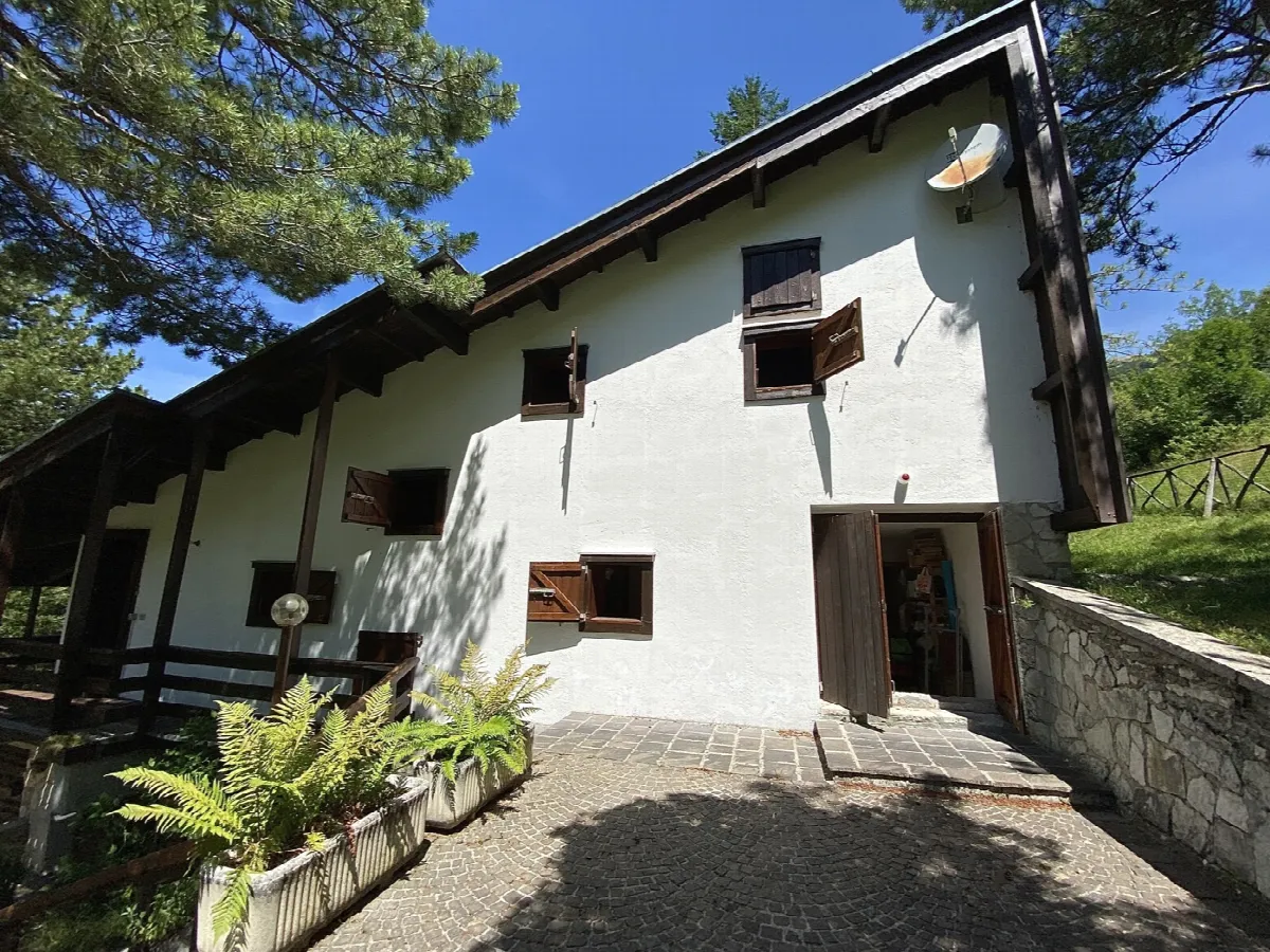 Casa indipendente in vendita a Bolognola - foto 10