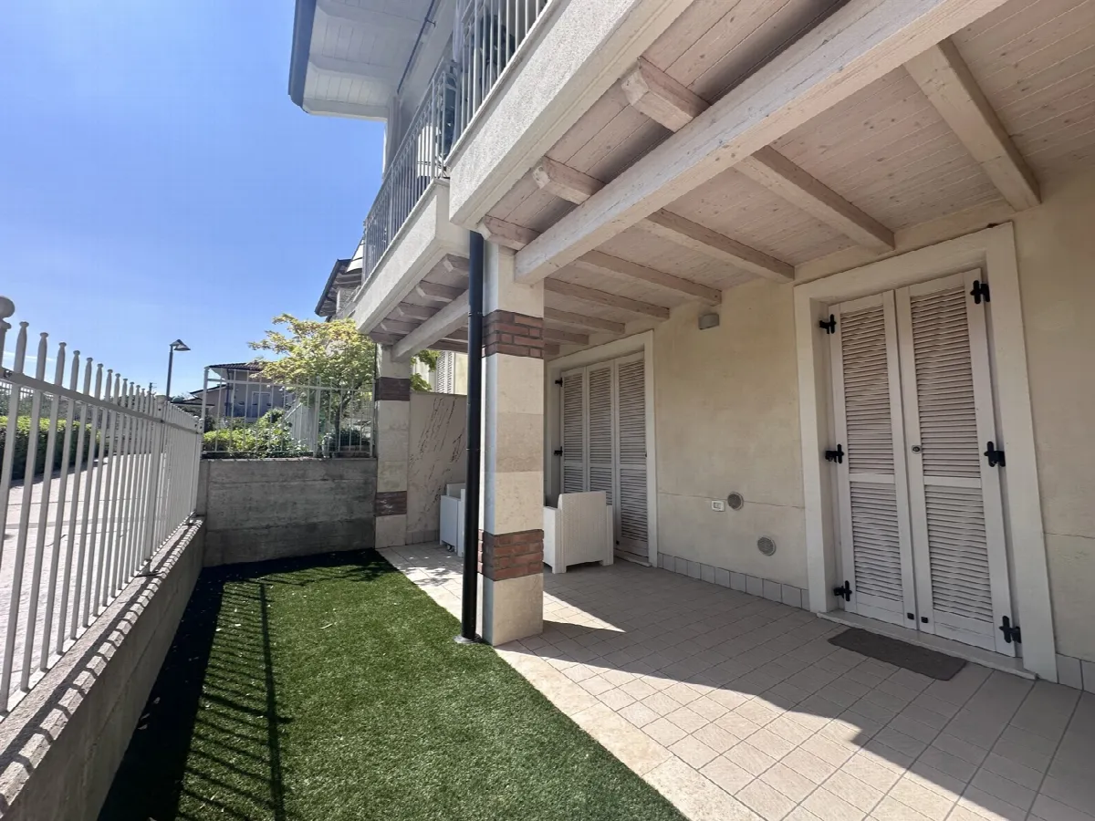 Appartamento in vendita a Peschiera del Garda - foto 3