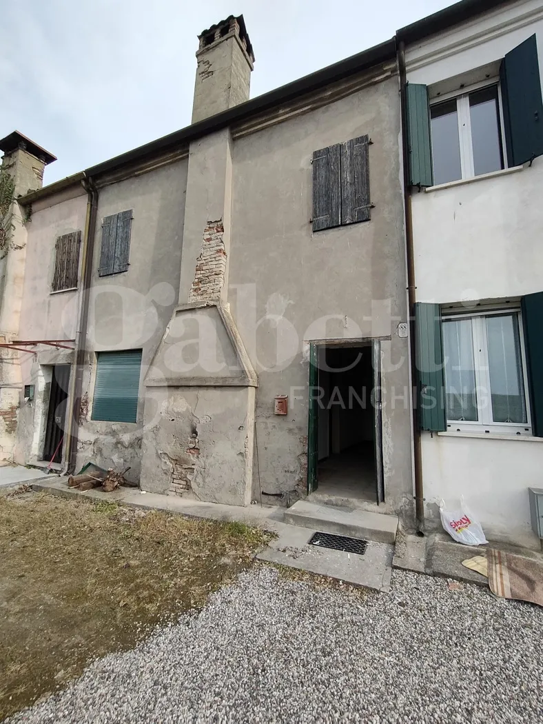 Casa indipendente in vendita a Crespino - foto 1
