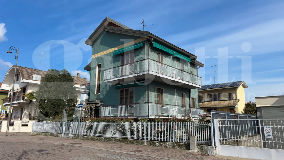 Casa bifamiliare in vendita a Pieve Emanuele - foto 2