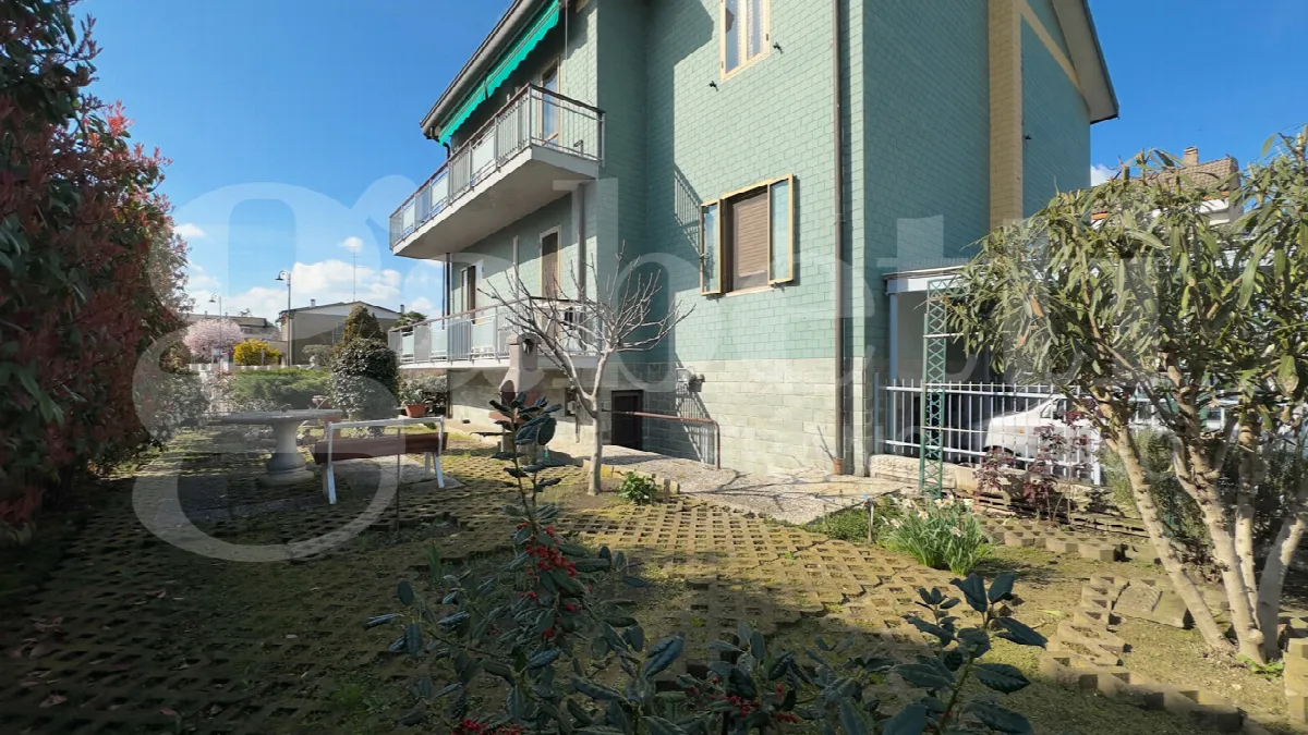 Casa bifamiliare in vendita a Pieve Emanuele - foto 8
