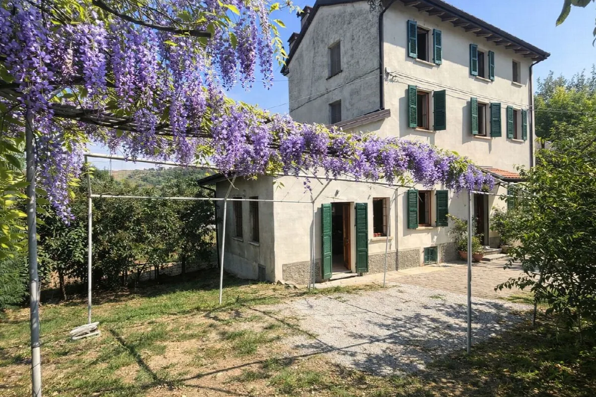 Casa indipendente in vendita a Canneto Pavese - foto 1