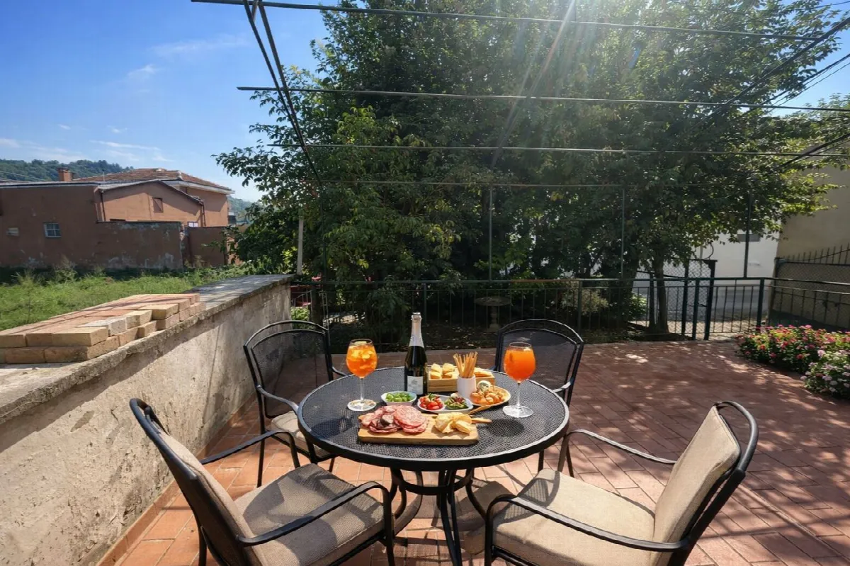 Casa indipendente in vendita a Canneto Pavese - foto 2