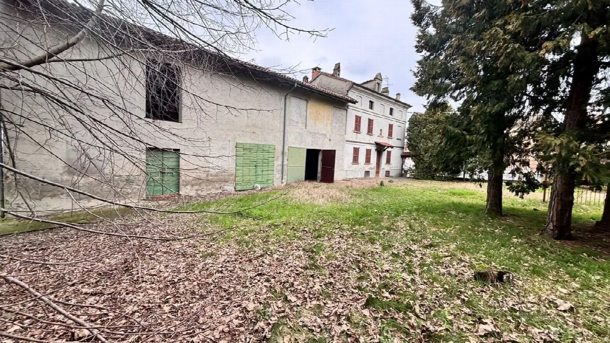 Rustico in vendita a Zenevredo - foto 1