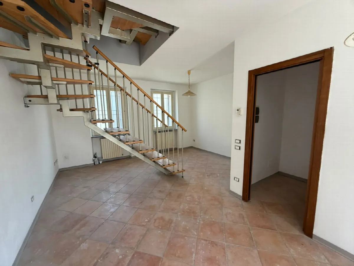Casa indipendente in vendita a Lungavilla - foto 3
