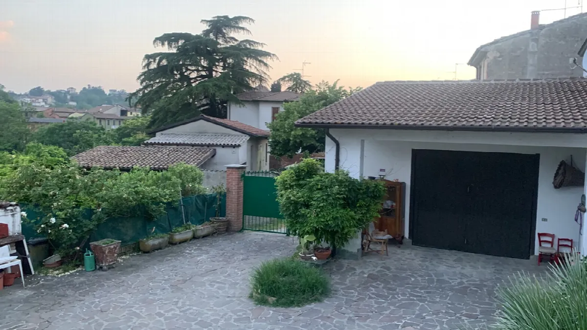Casa indipendente in vendita a San Damiano al Colle - foto 8