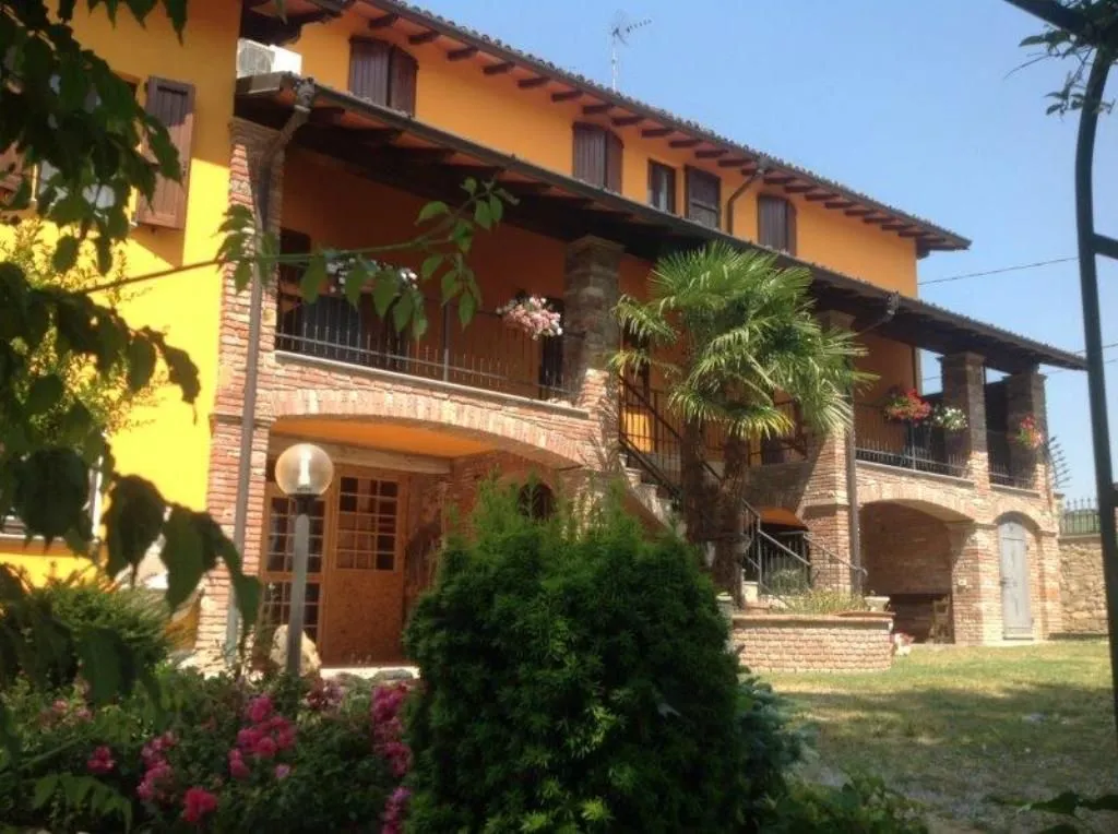 Villa in vendita a Santa Maria della Versa - foto 1