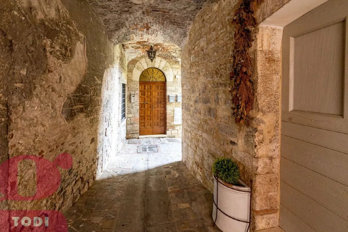 Appartamento in vendita a Todi - foto 1