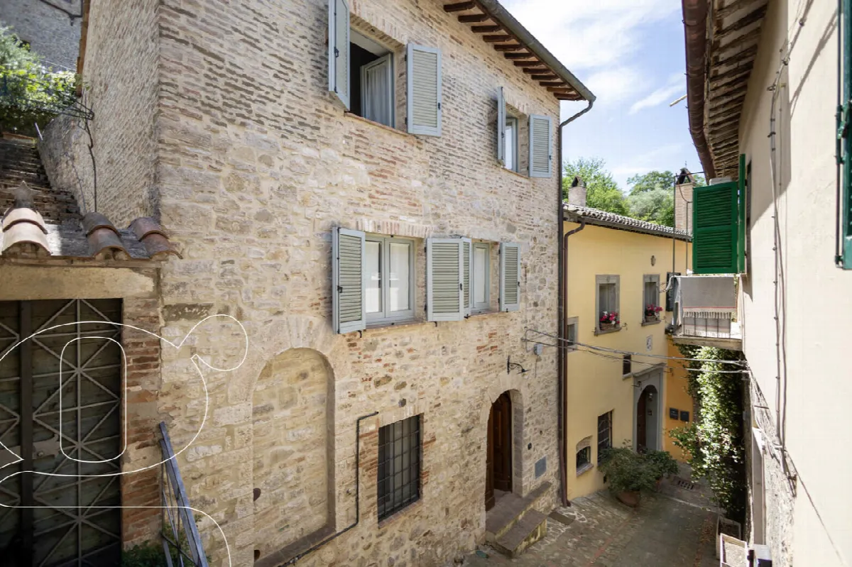 Casa indipendente in vendita a Todi - foto 1