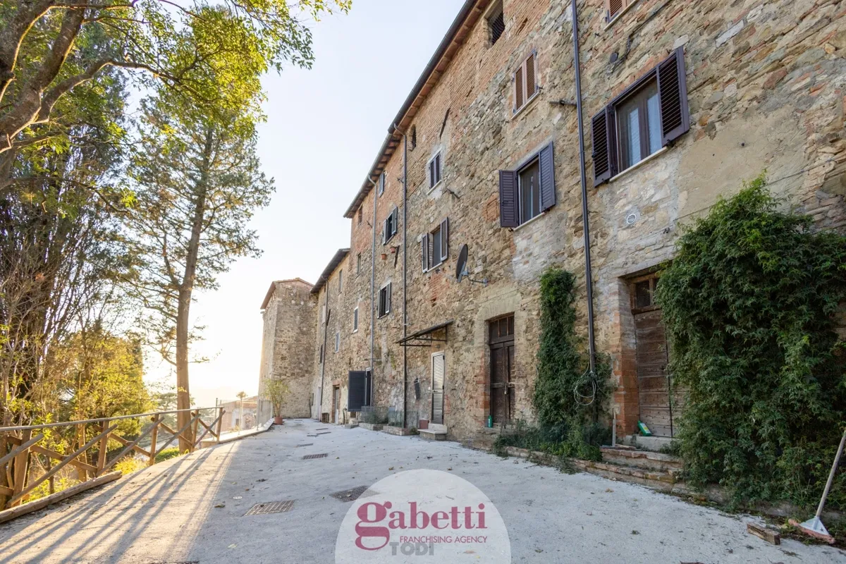 Appartamento in vendita a Todi - foto 1