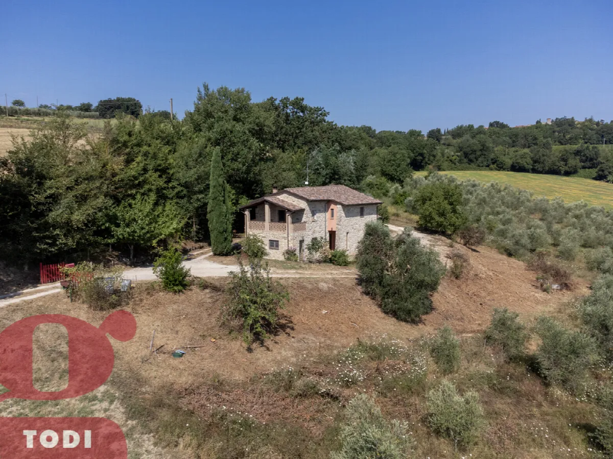 Rustico in vendita a Todi - foto 1