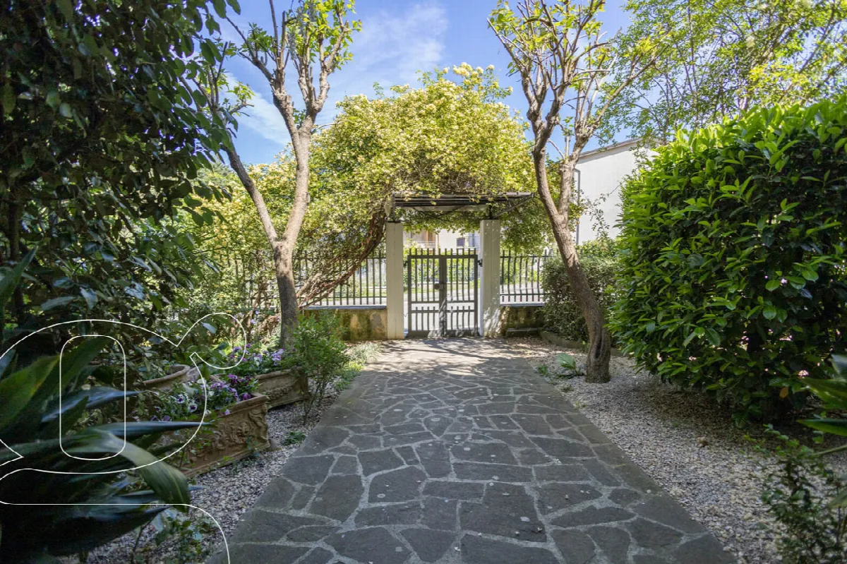Casa indipendente in vendita a Giano dell'Umbria - foto 8