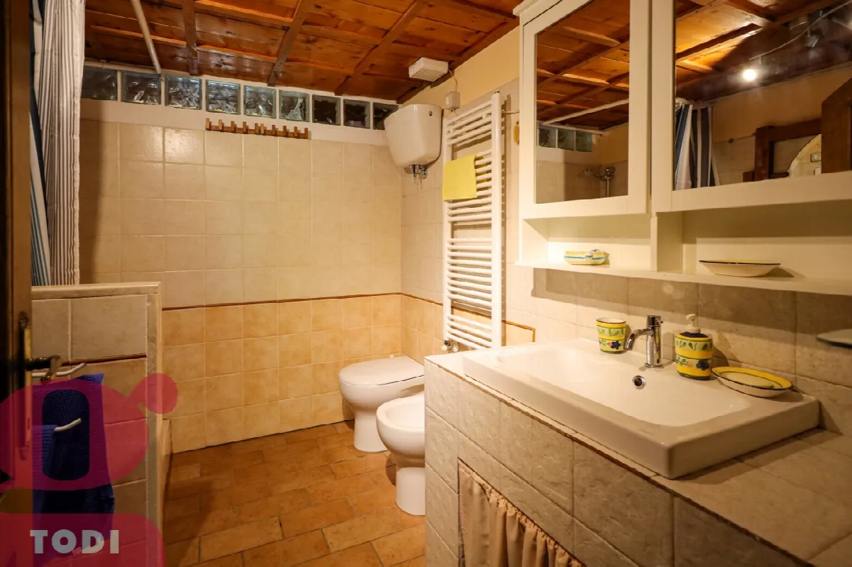 Casa indipendente in vendita a Todi - foto 3