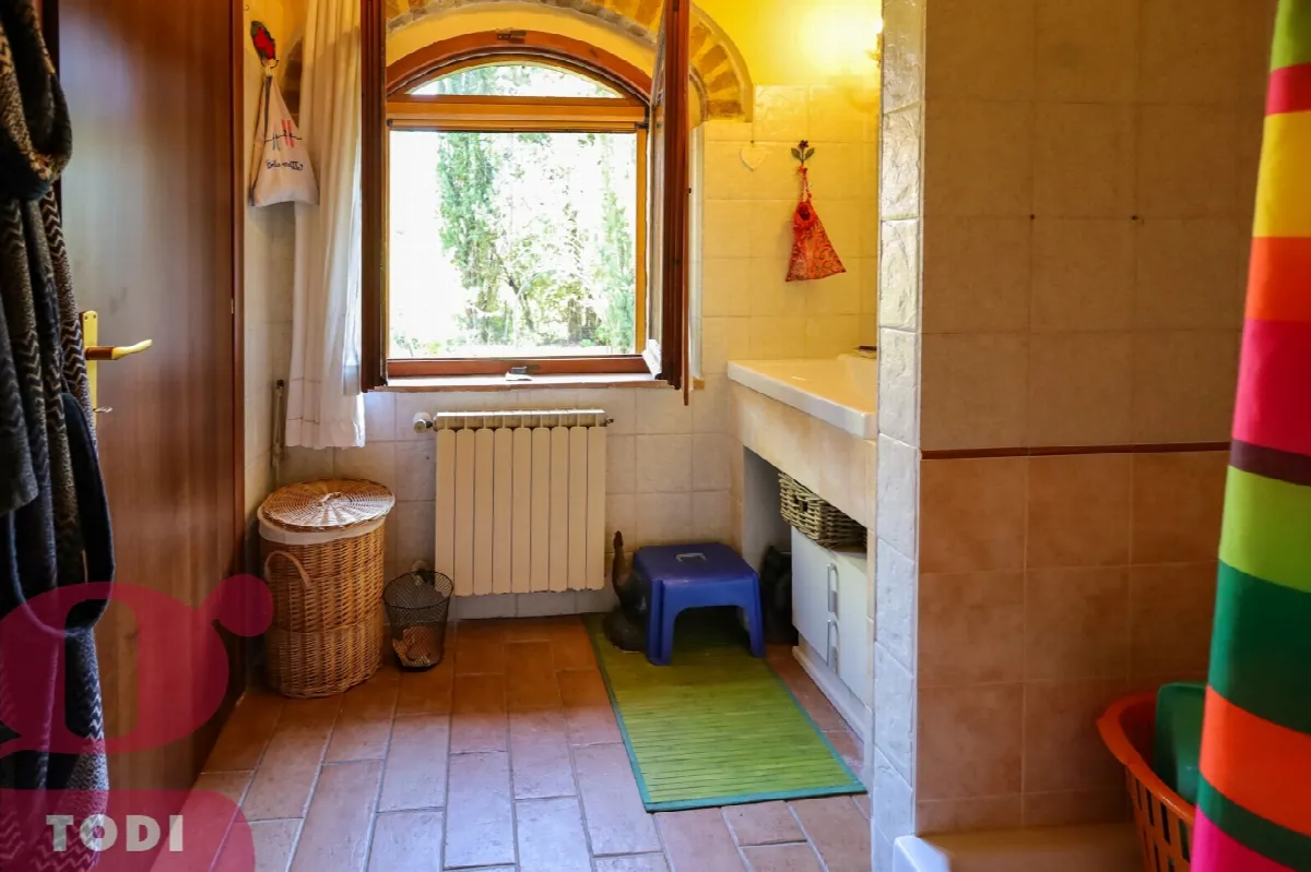Casa indipendente in vendita a Todi - foto 7