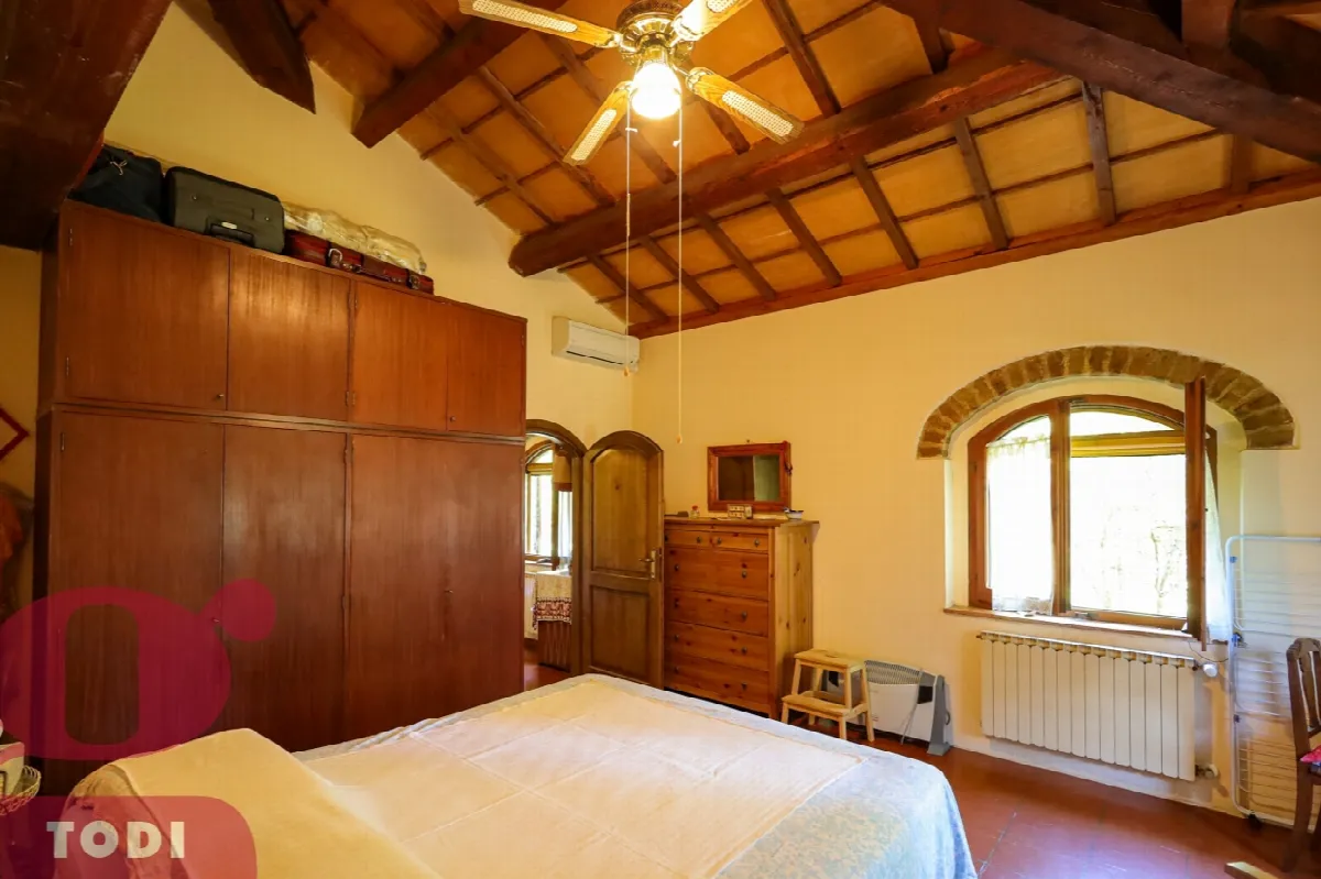 Casa indipendente in vendita a Todi - foto 9