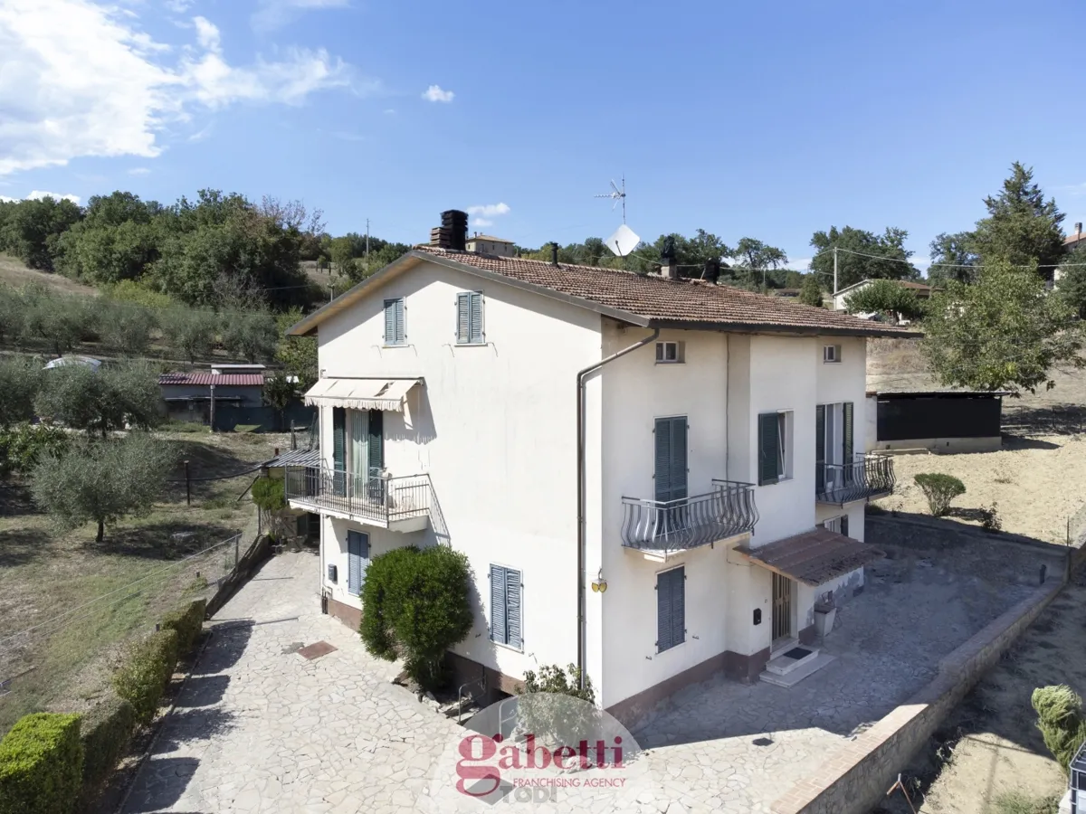Casa indipendente in vendita a Monte Castello di Vibio - foto 2