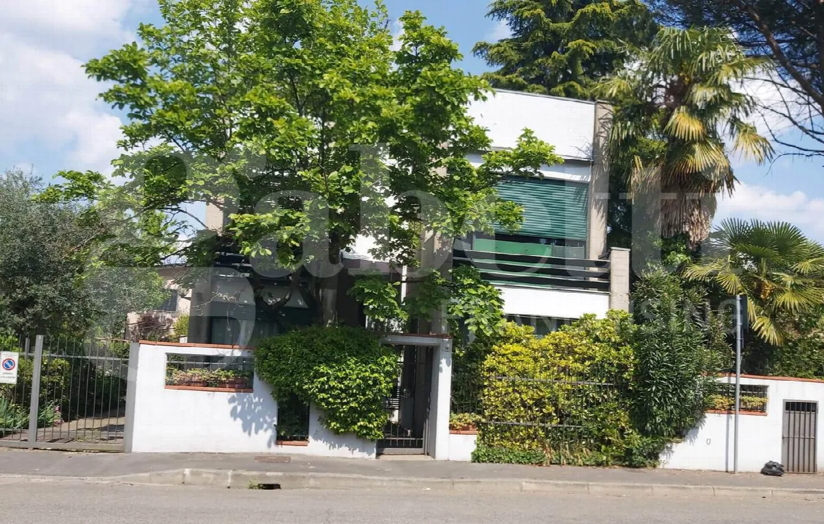 Villa in vendita a Trezzano sul Naviglio - foto 1