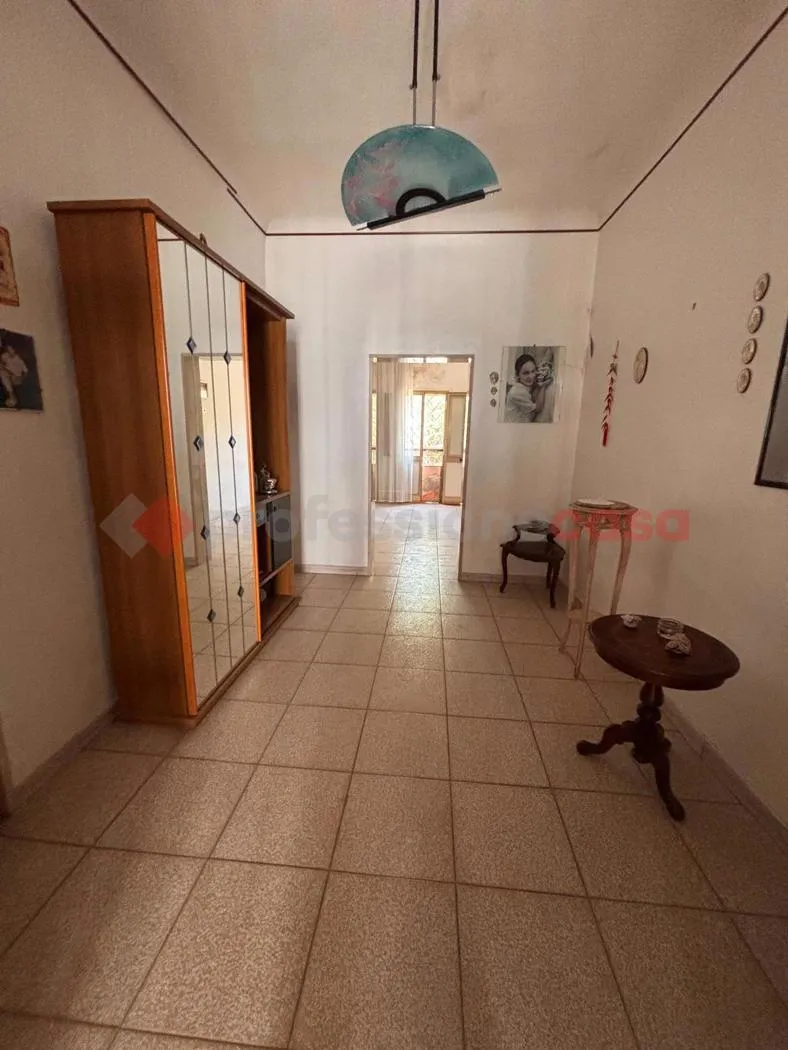 Casa indipendente in vendita a Bari - foto 4